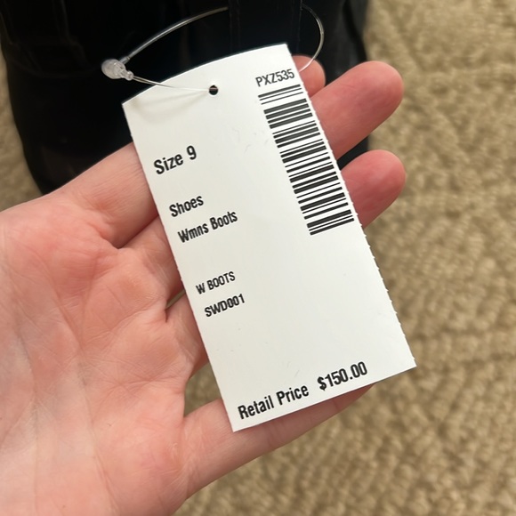 Black Uggs - Picture 5 of 7